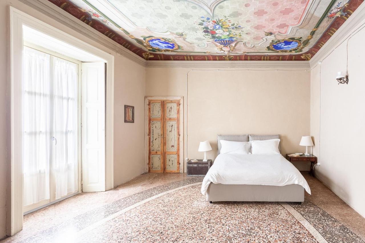 Palazzo Mia By Icasamia It Apartment Castello Cabiaglio Exterior photo