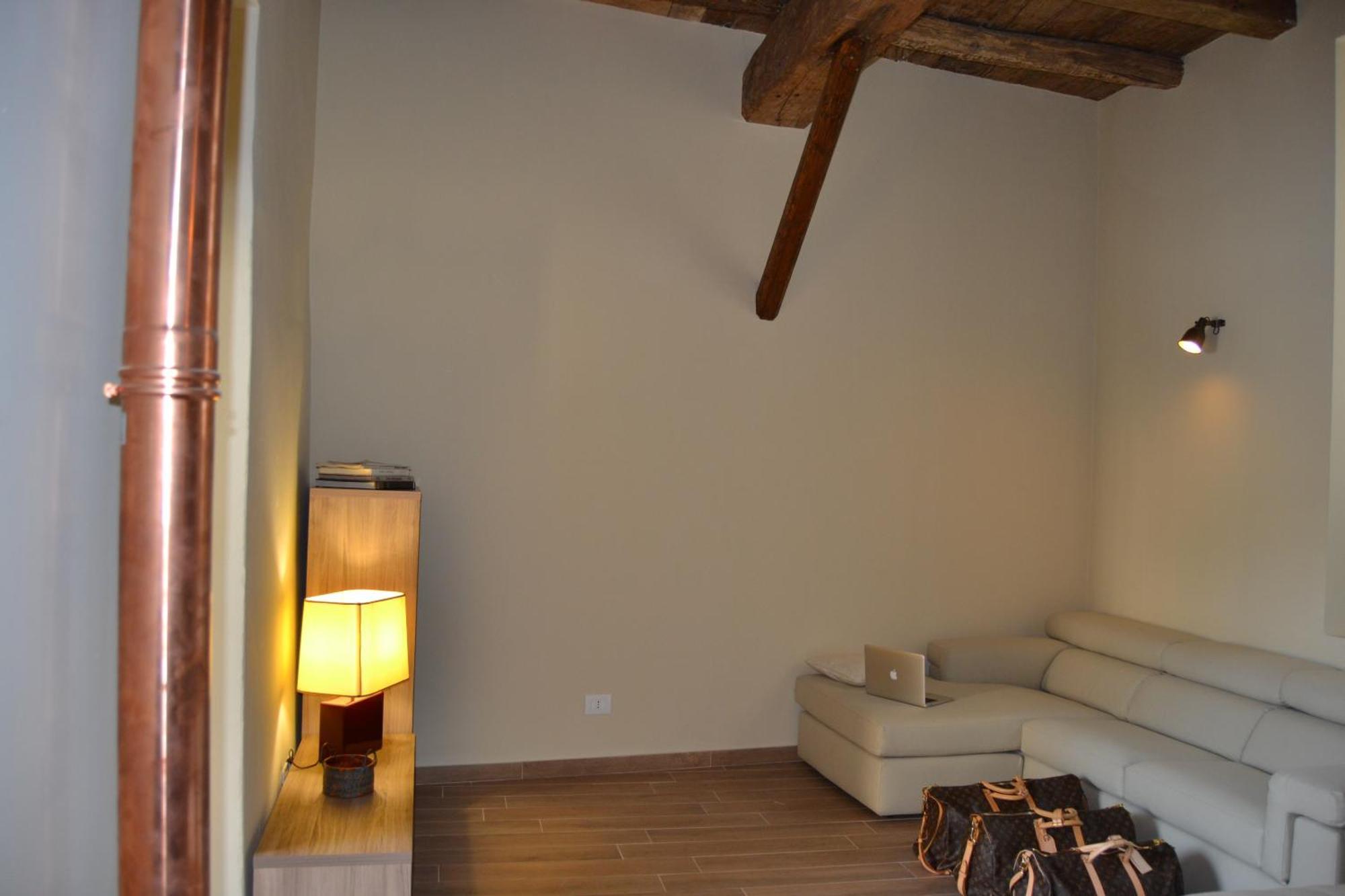 Palazzo Mia By Icasamia It Apartment Castello Cabiaglio Room photo